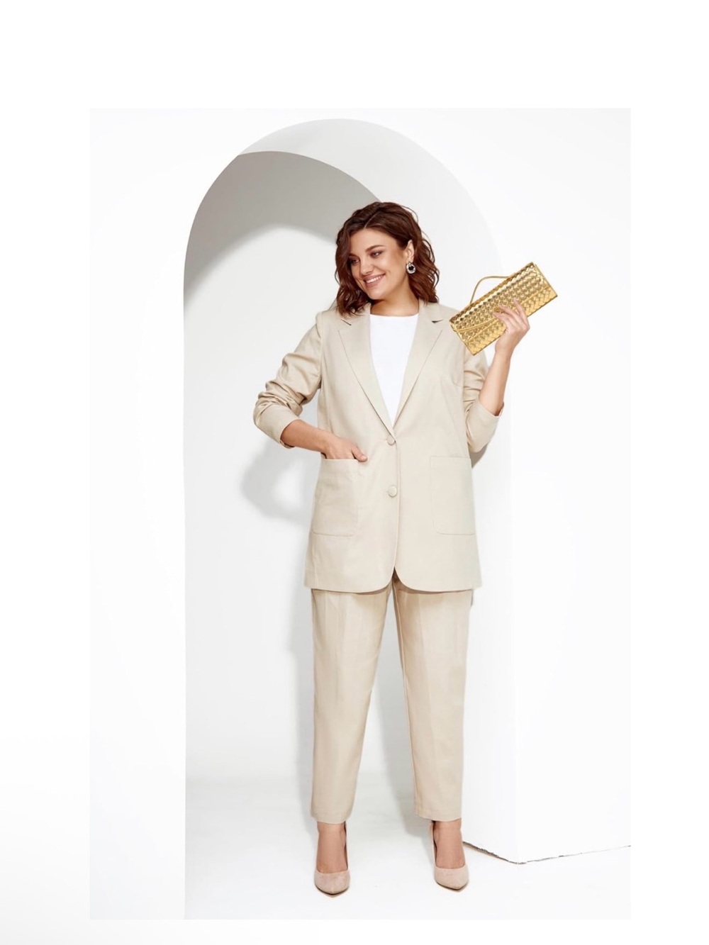 Gold Woven  Top-Handle Clutch - Picture 2 of 6